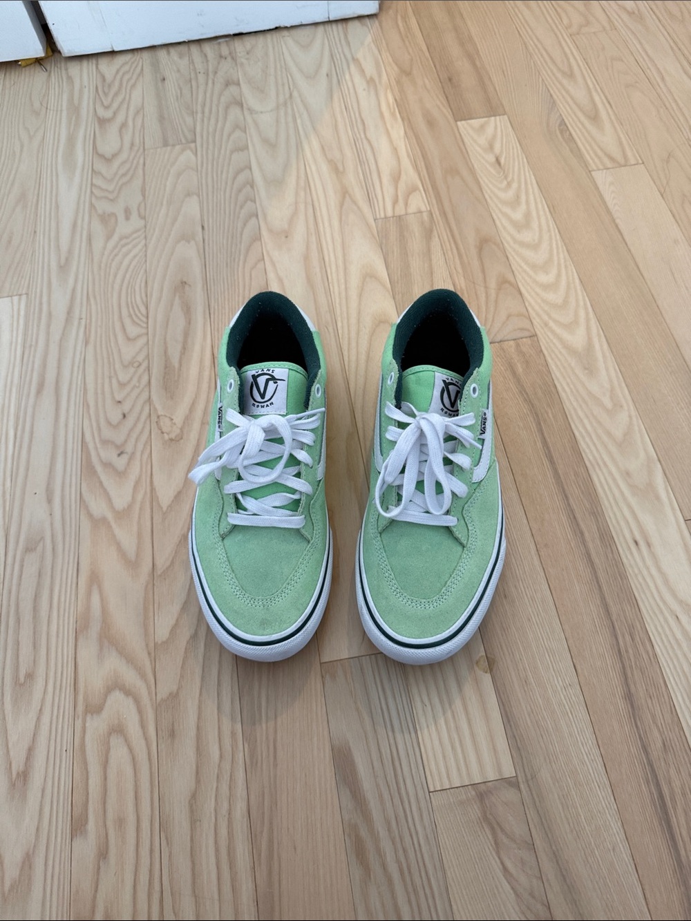 Vans Kids Low-Top Sneakers in Mint Green and White